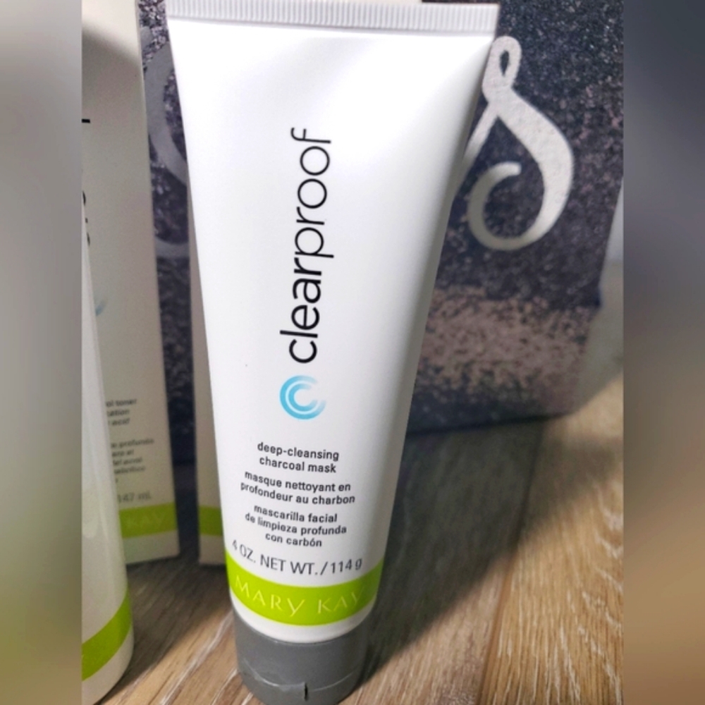 Mary Kay Clearproof Charcoal Mask